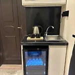 استديو متكامل